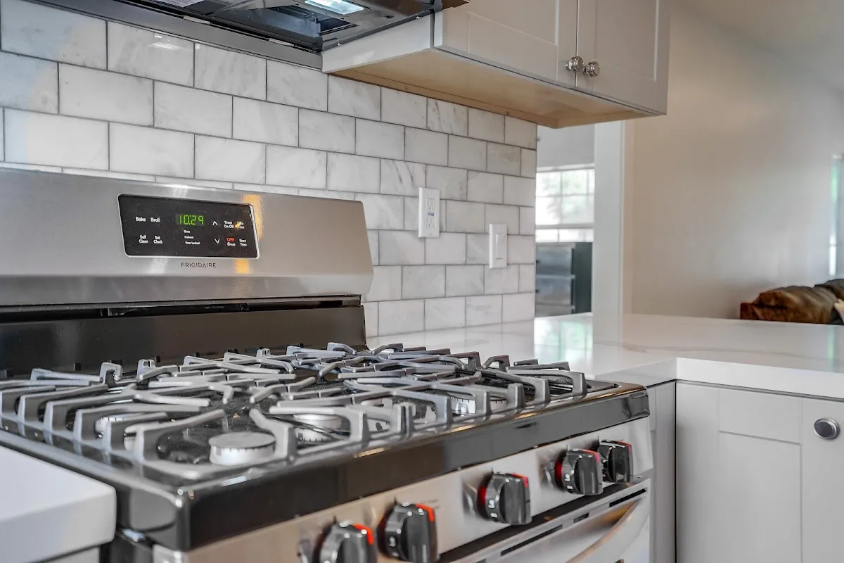 Bridges Recovery Sober Living Apartment Homes Los Angeles - Photo 4