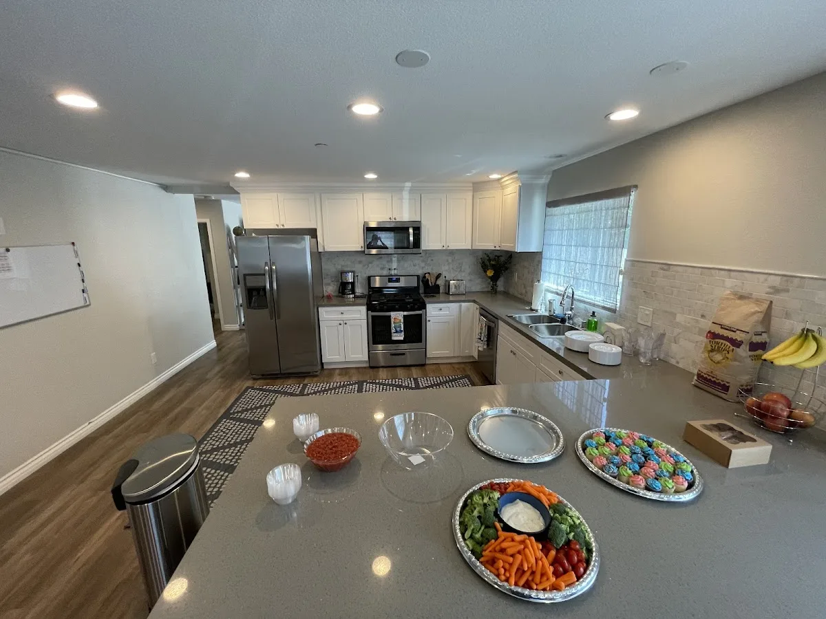 The Runway Recovery - Photo 4