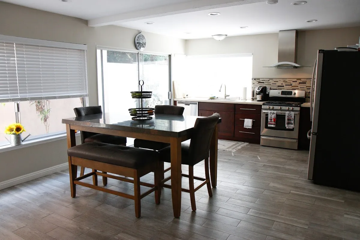 The Juice Box Sober Living - Photo 2