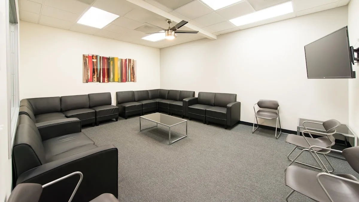 Clean Path MediCal Sober Living Orange County - Photo 4