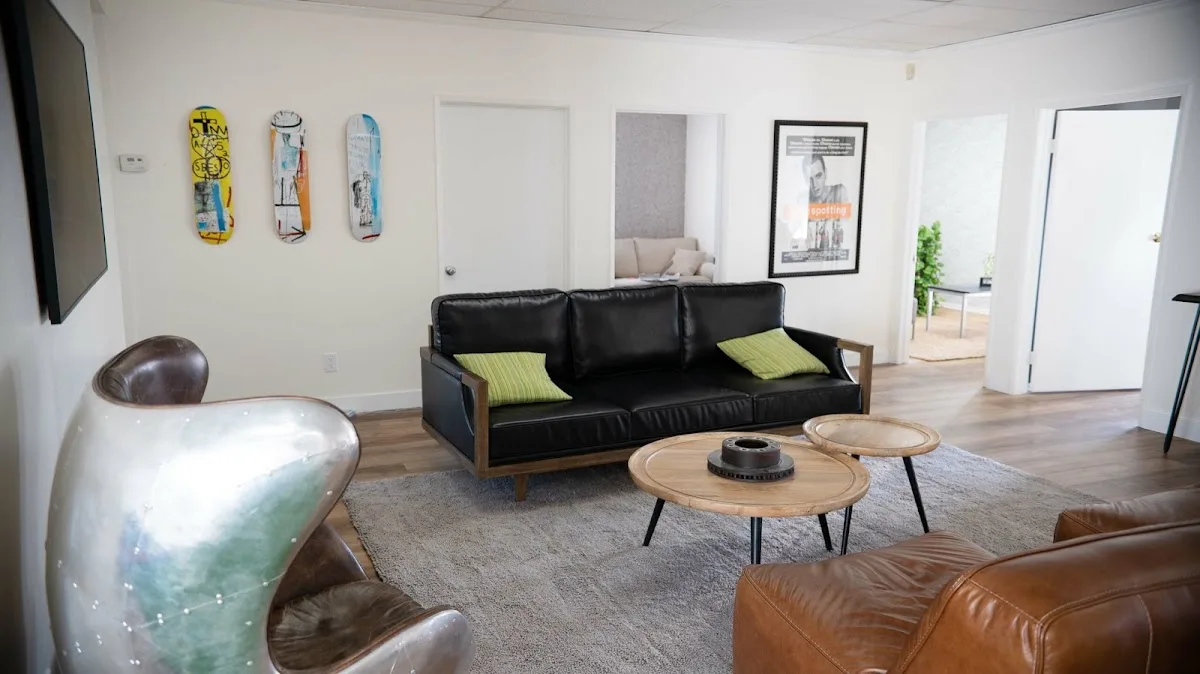 405 Recovery - Photo 4