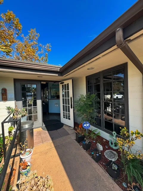 Breakaway Health - Addiction & Mental Health Treatment - Costa Mesa - Photo 4